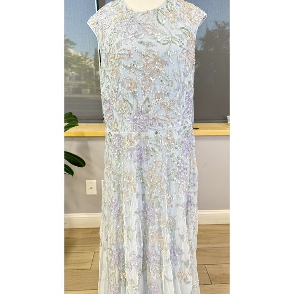 Sequined High Neck Cap Sleeve A Line Gown 5647 Size 16 - Picture 4 of 9